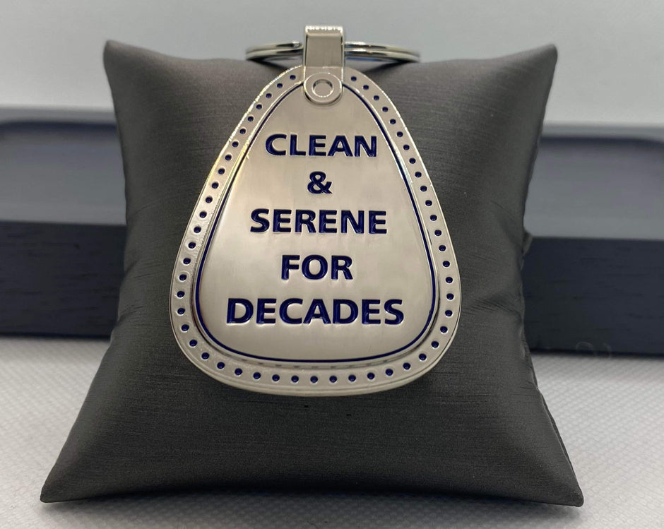 NA Large Medal Key Tag One Decade image 0