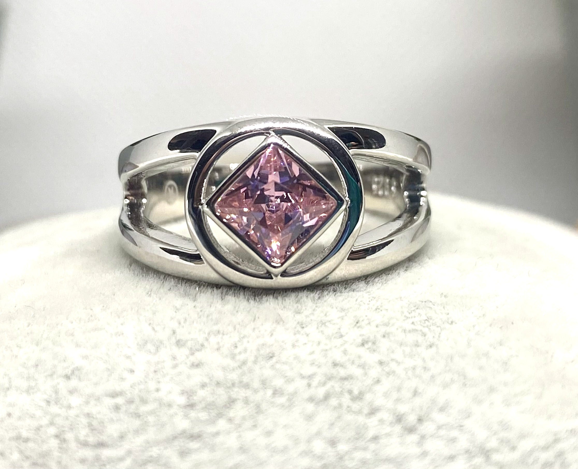 NA Service Symbol Ring with CZ (NAP-25) image 2