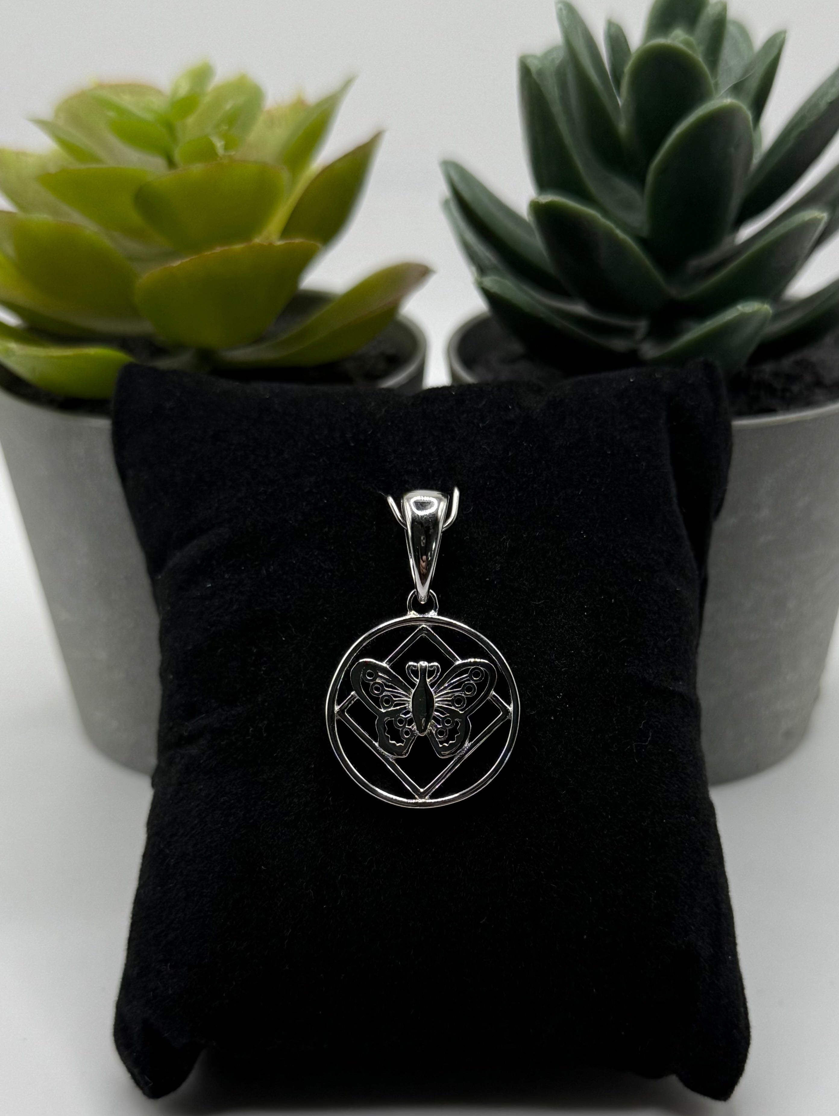 Butterfly NA Pendant .925 sterling silver