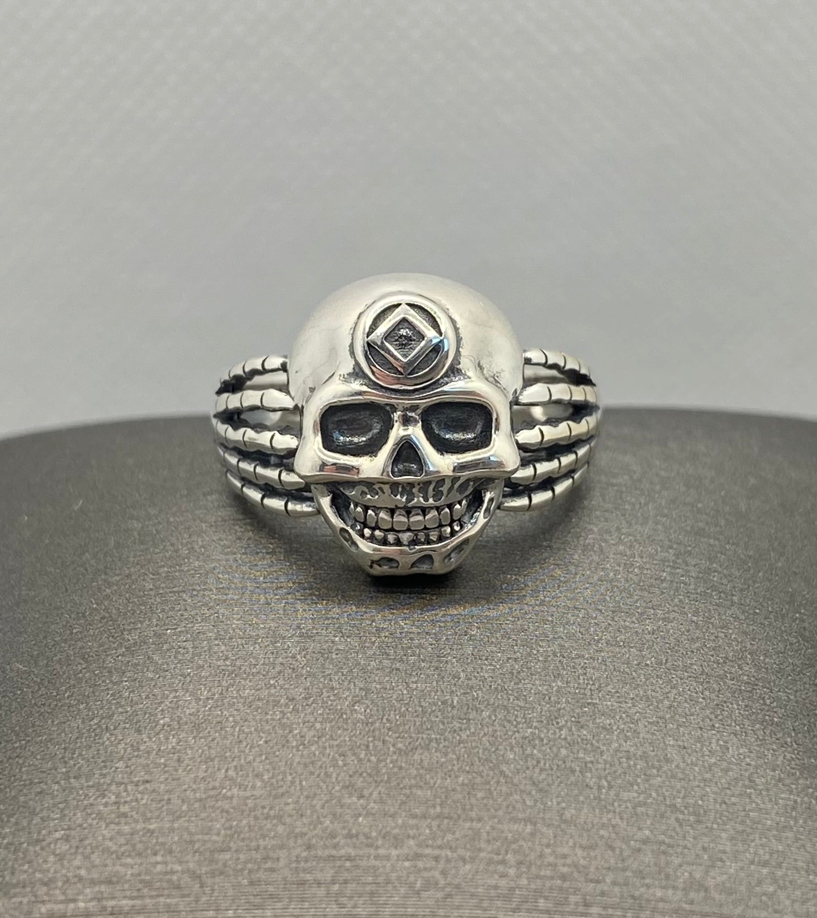 Skull with Service Symbol .925 Sterling silver NAR-30 image 0