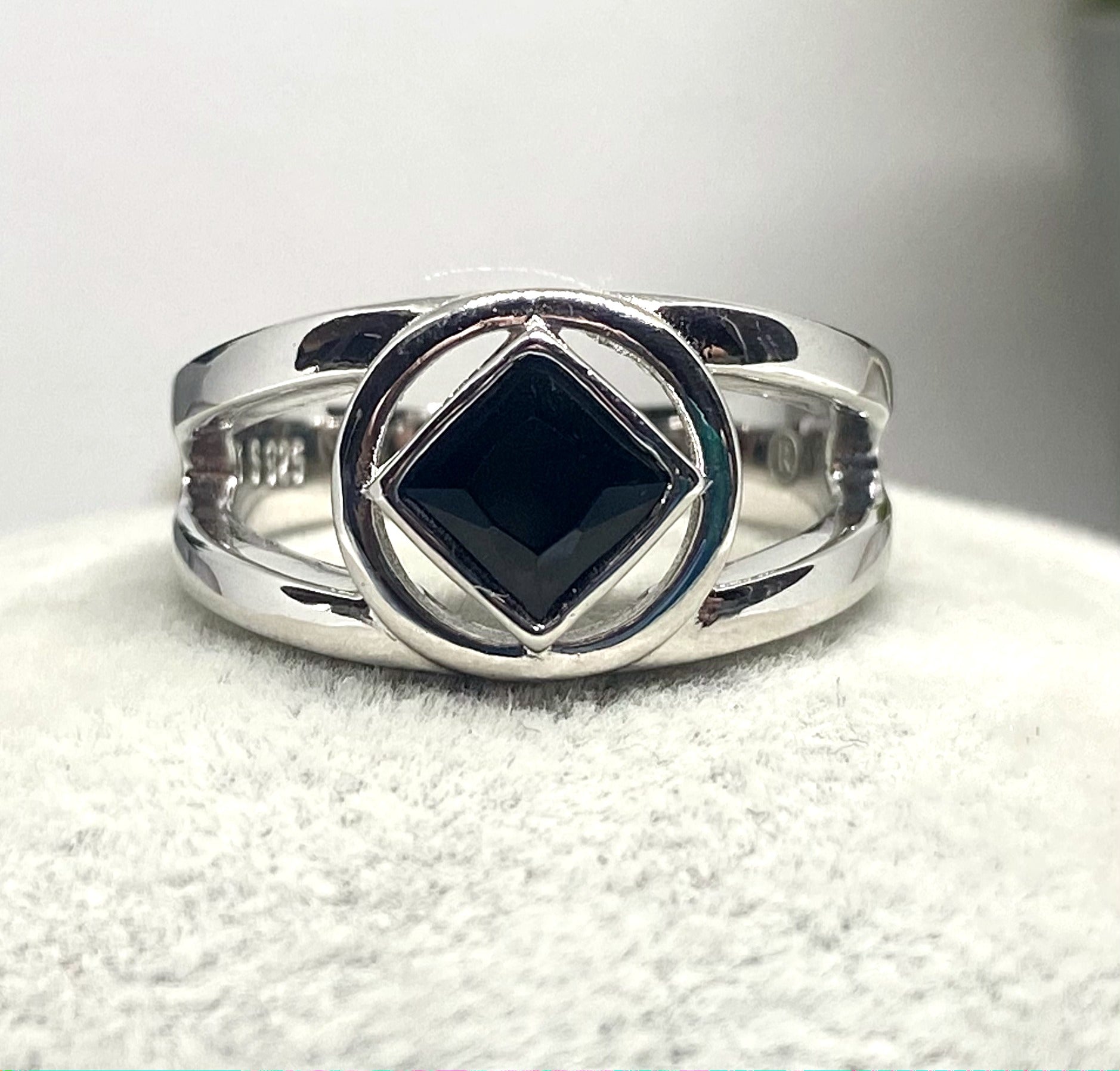 NA Service Symbol Ring with CZ (NAP-25) image 1